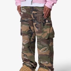 MNML NWT MENS ULTRA BAGGY DISTRESSED CARGO PANTS SIZE 33